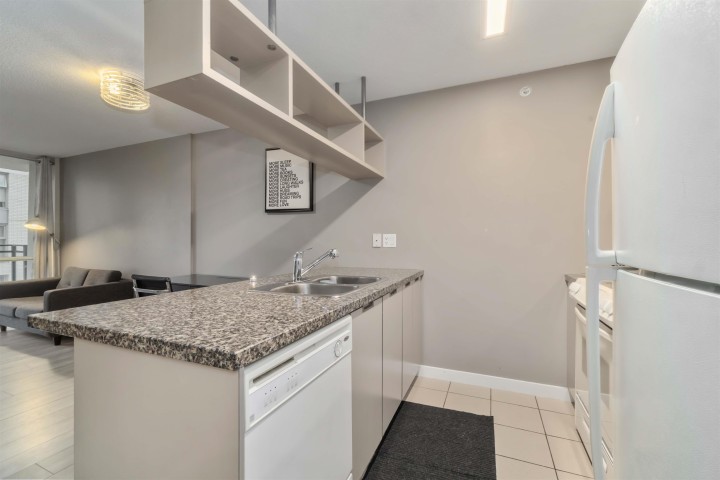 Photo 14 at 613 - 1082 Seymour Street, Downtown VW, Vancouver West