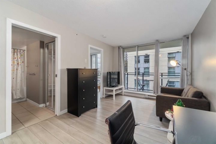 Photo 4 at 613 - 1082 Seymour Street, Downtown VW, Vancouver West