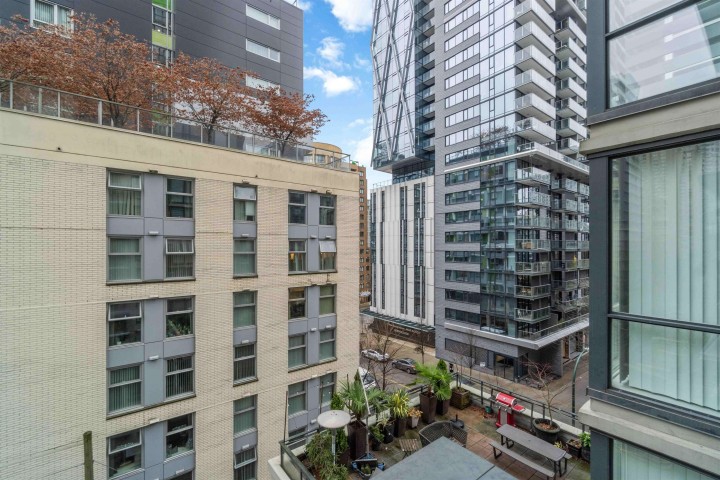 Photo 25 at 613 - 1082 Seymour Street, Downtown VW, Vancouver West