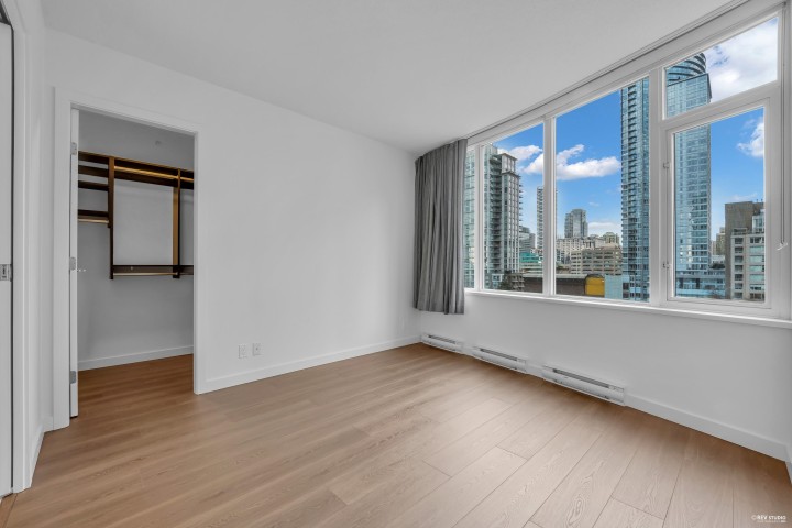 Photo 20 at 1002 - 833 Homer Street, Downtown VW, Vancouver West