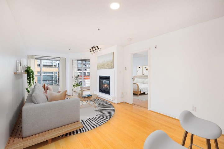 Photo 3 at 310 - 2768 Cranberry Drive, Kitsilano, Vancouver West