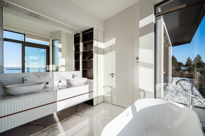 Photo 20 at 1405 28th Street, Dundarave, West Vancouver