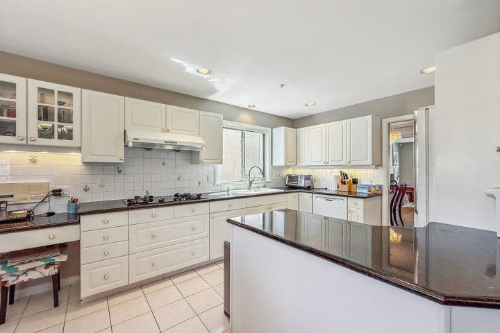 Photo 14 at 2755 W 20th Avenue, Arbutus, Vancouver West