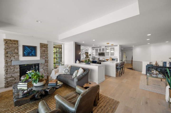 Photo 4 at 8689 Seascape Drive, Howe Sound, West Vancouver