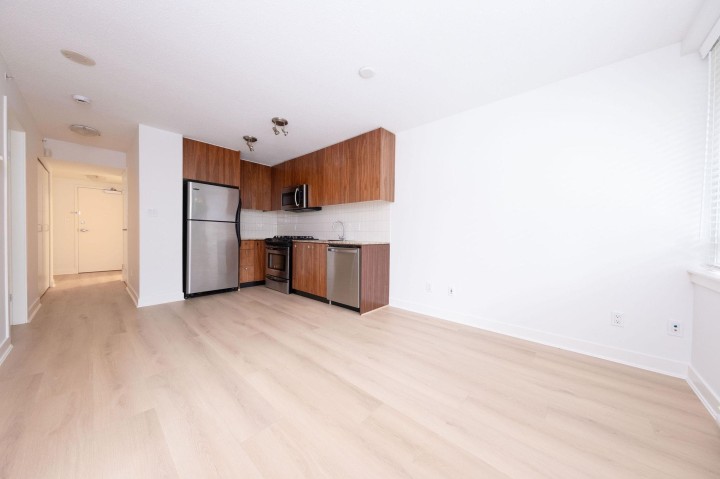 Photo 6 at 302 - 1030 W Broadway Street, Fairview VW, Vancouver West