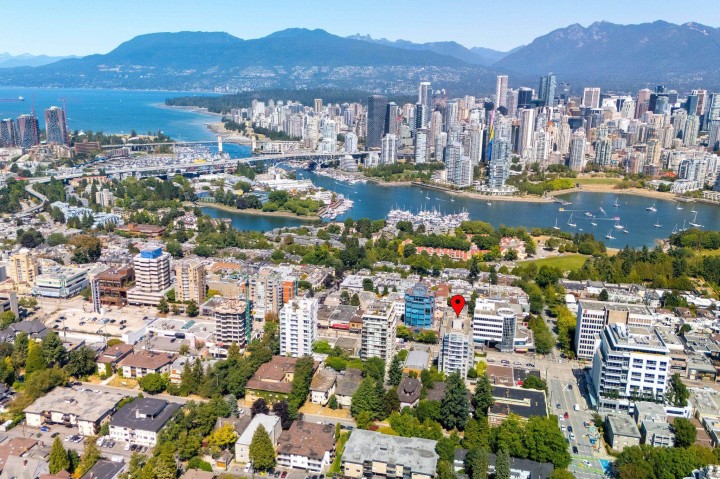 Photo 36 at 302 - 1030 W Broadway Street, Fairview VW, Vancouver West