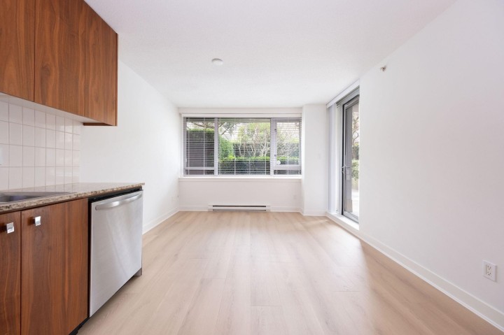 Photo 10 at 302 - 1030 W Broadway Street, Fairview VW, Vancouver West