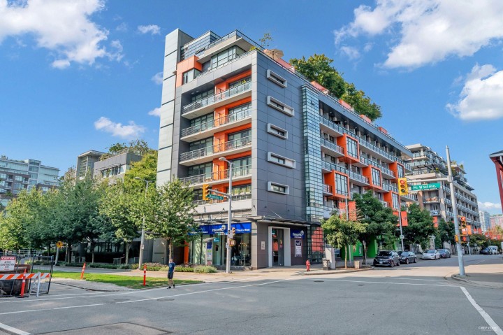 Photo 2 at 802 - 123 W 1st Avenue, False Creek, Vancouver West