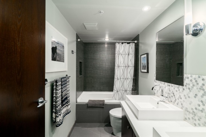 Photo 12 at 2315 Ash Street, Fairview VW, Vancouver West