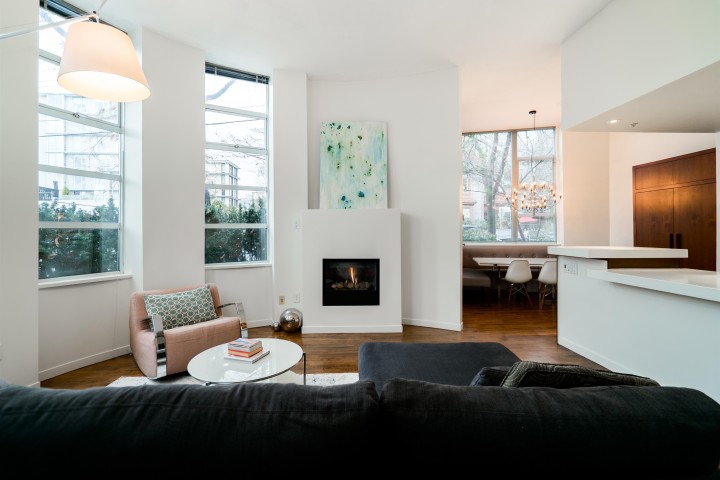 Photo 1 at 2315 Ash Street, Fairview VW, Vancouver West