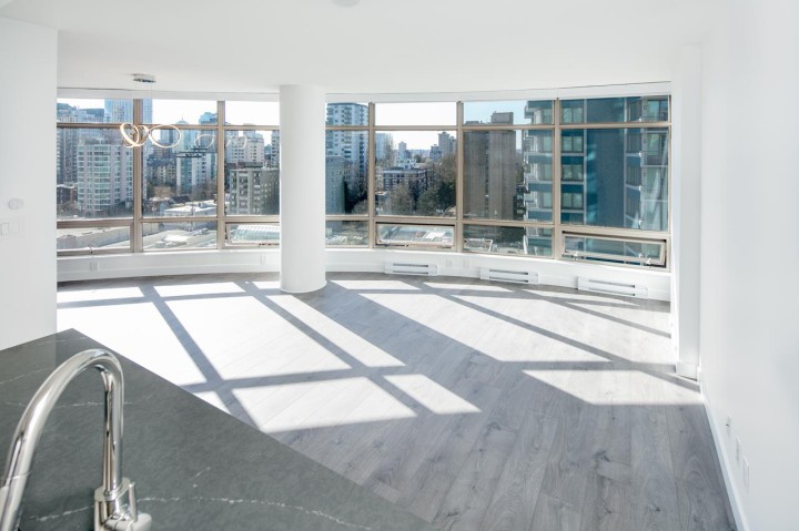 Photo 5 at 1402 - 1200 Alberni Street, West End VW, Vancouver West