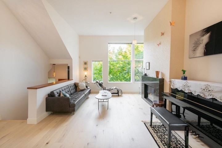 Photo 5 at 5952 Chancellor Mews, University VW, Vancouver West