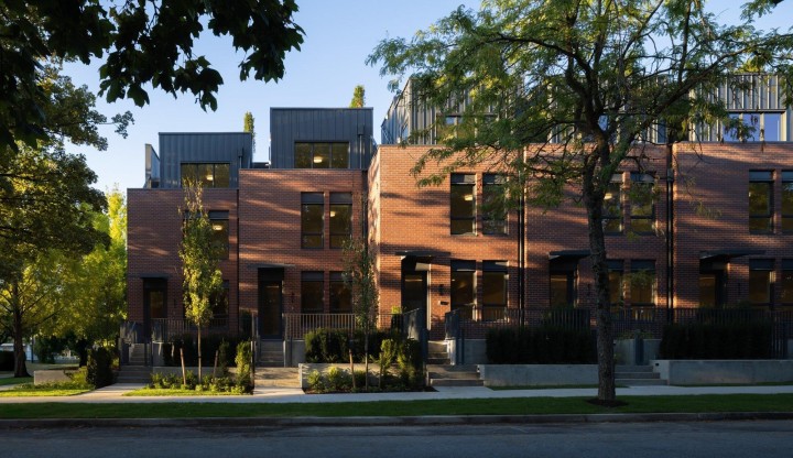 Photo 10 at 807 W 38th Avenue, Cambie, Vancouver West