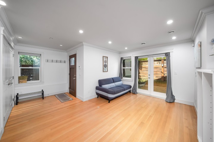 Photo 4 at 2388 Macdonald Street, Kitsilano, Vancouver West