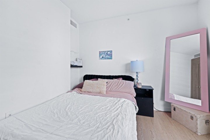 Photo 14 at 1284 - 87 Nelson Street, Yaletown, Vancouver West