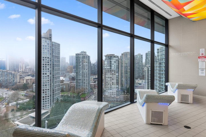 Photo 19 at 1284 - 87 Nelson Street, Yaletown, Vancouver West