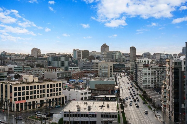 Photo 10 at 1501 - 159 W 2nd Street, False Creek, Vancouver West