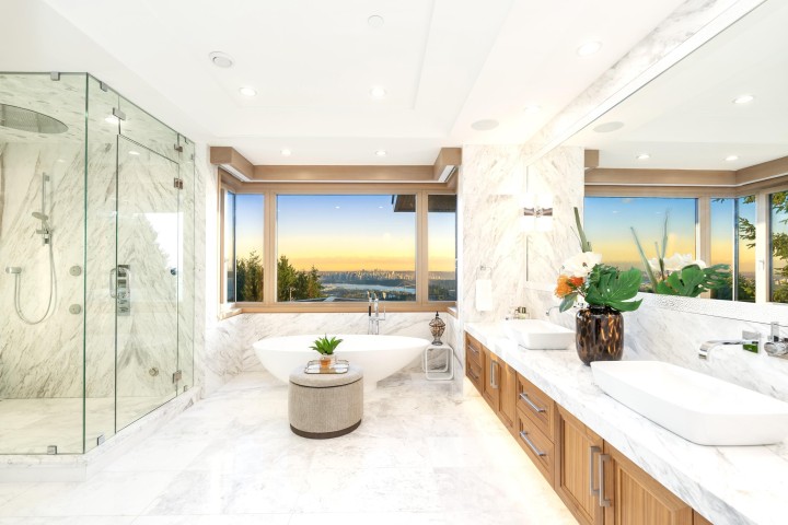 Photo 23 at 1036 Eyremount Drive, British Properties, West Vancouver