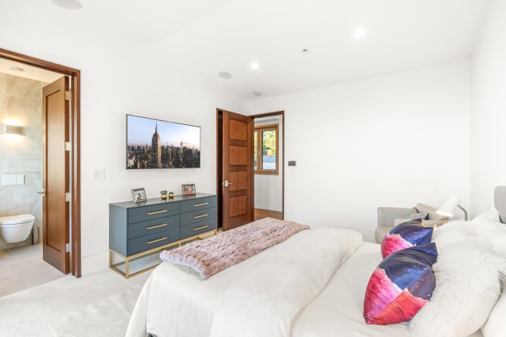 Photo 27 at 1036 Eyremount Drive, British Properties, West Vancouver