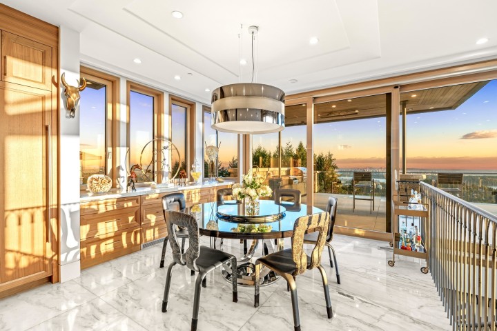 Photo 13 at 1036 Eyremount Drive, British Properties, West Vancouver