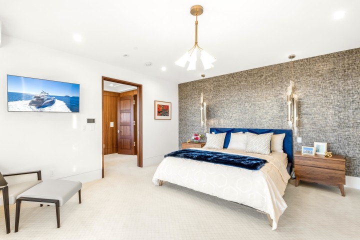 Photo 17 at 1036 Eyremount Drive, British Properties, West Vancouver