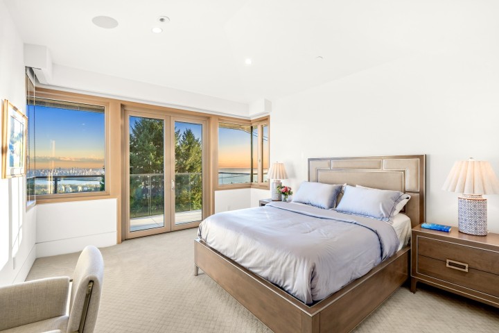 Photo 32 at 1036 Eyremount Drive, British Properties, West Vancouver