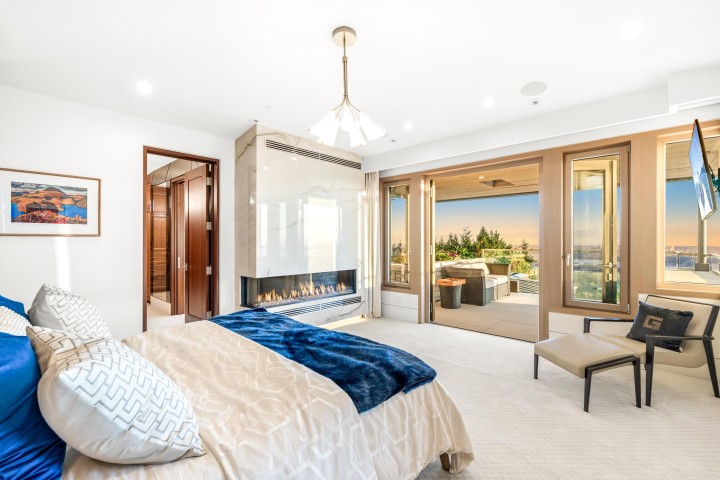 Photo 18 at 1036 Eyremount Drive, British Properties, West Vancouver