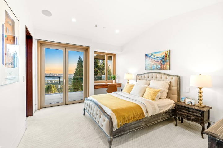 Photo 29 at 1036 Eyremount Drive, British Properties, West Vancouver