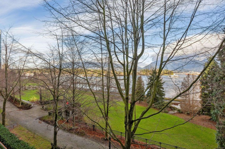 Photo 24 at TH102 - 1139 W Cordova Street, Coal Harbour, Vancouver West