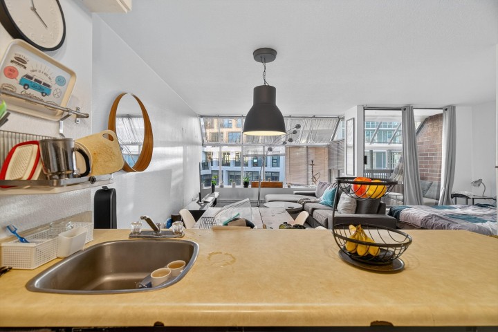 Photo 16 at 902 - 950 Drake Street, Downtown VW, Vancouver West