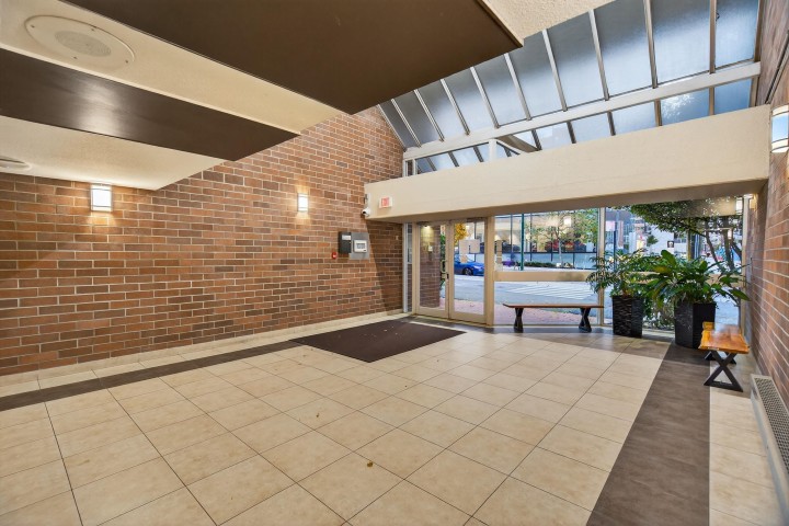 Photo 28 at 902 - 950 Drake Street, Downtown VW, Vancouver West