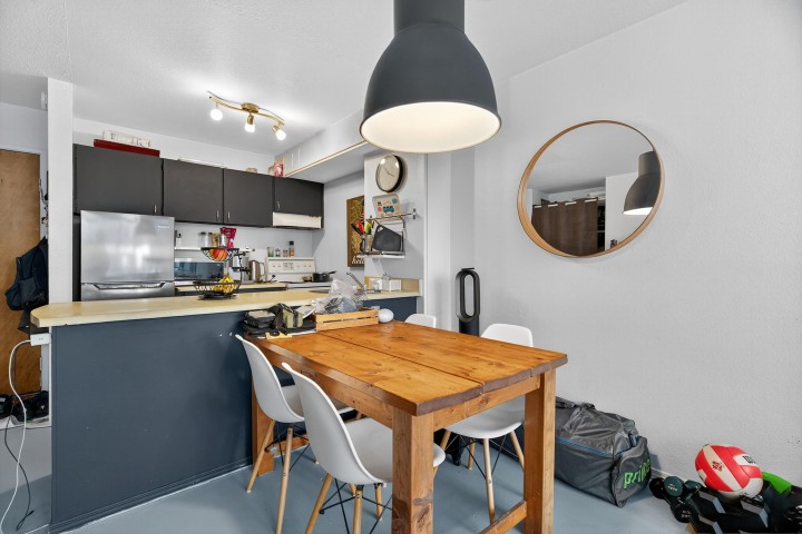 Photo 9 at 902 - 950 Drake Street, Downtown VW, Vancouver West