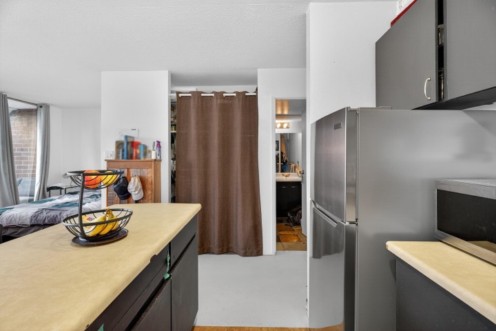 Photo 14 at 902 - 950 Drake Street, Downtown VW, Vancouver West