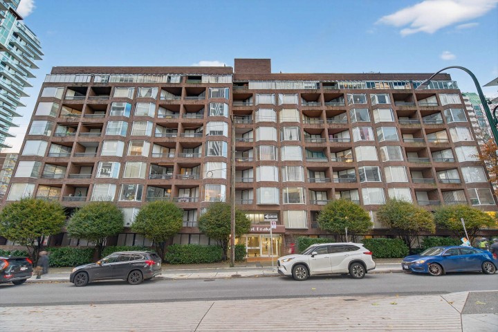 Photo 25 at 902 - 950 Drake Street, Downtown VW, Vancouver West