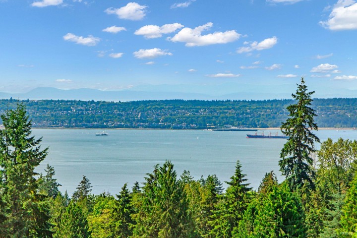 Photo 5 at 848 Fairmile Road, British Properties, West Vancouver