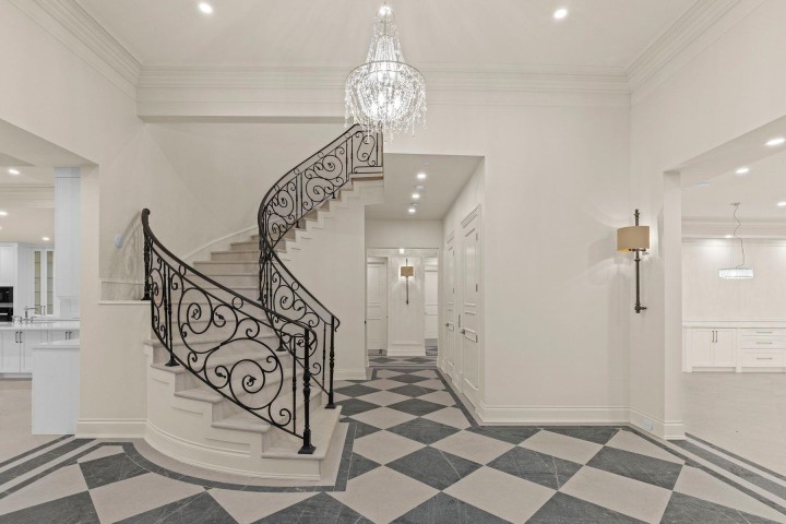 Photo 7 at 1445 Sandhurst Place, Chartwell, West Vancouver