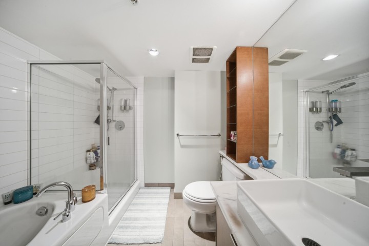 Photo 23 at 1106 - 980 Cooperage Way, Yaletown, Vancouver West