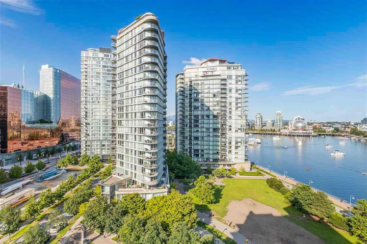 Photo 1 at 1106 - 980 Cooperage Way, Yaletown, Vancouver West