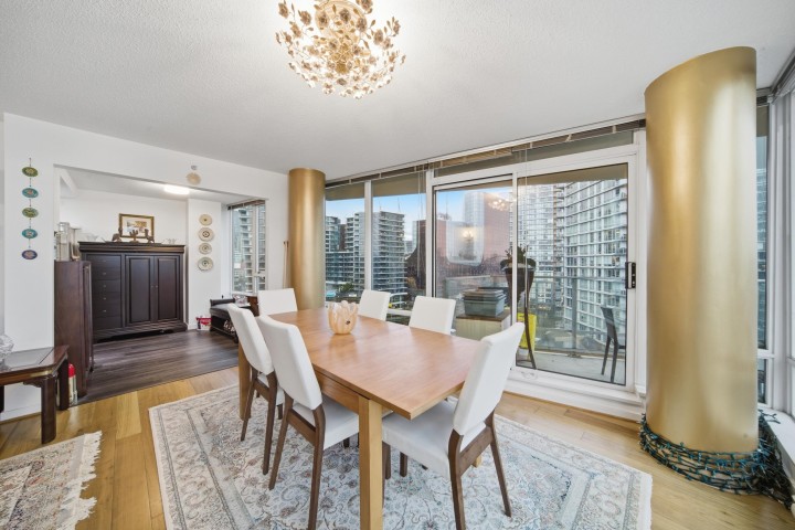 Photo 10 at 1106 - 980 Cooperage Way, Yaletown, Vancouver West