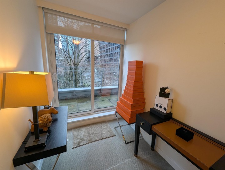 Photo 12 at 1211 W Cordova, Coal Harbour, Vancouver West