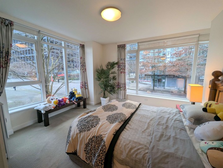 Photo 7 at 1211 W Cordova, Coal Harbour, Vancouver West