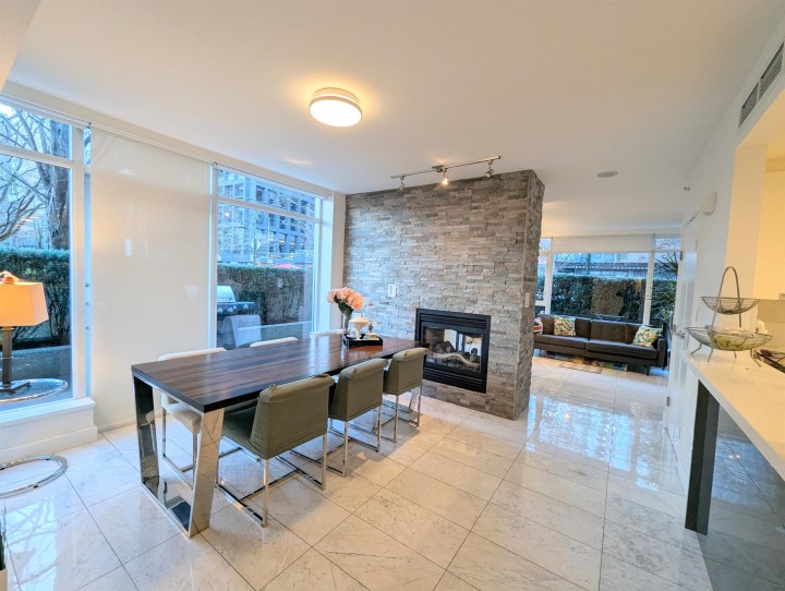 Photo 3 at 1211 W Cordova, Coal Harbour, Vancouver West