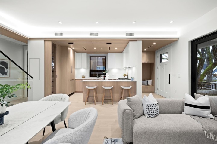 Photo 7 at 3904 W 23rd Avenue, Dunbar, Vancouver West