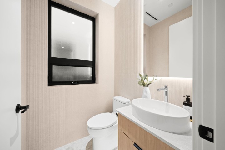 Photo 10 at 3904 W 23rd Avenue, Dunbar, Vancouver West