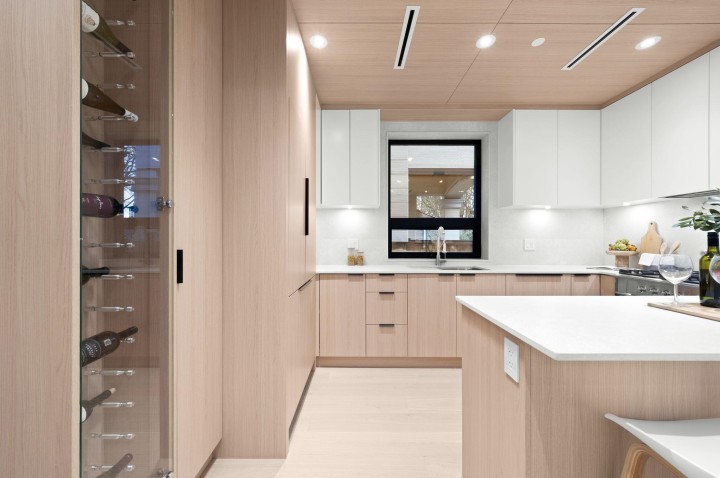 Photo 8 at 3904 W 23rd Avenue, Dunbar, Vancouver West