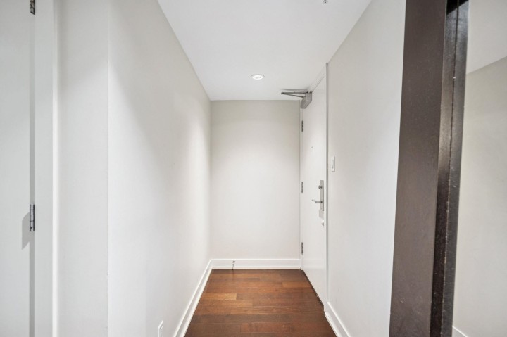 Photo 18 at 301 - 1055 Richards Street, Downtown VW, Vancouver West