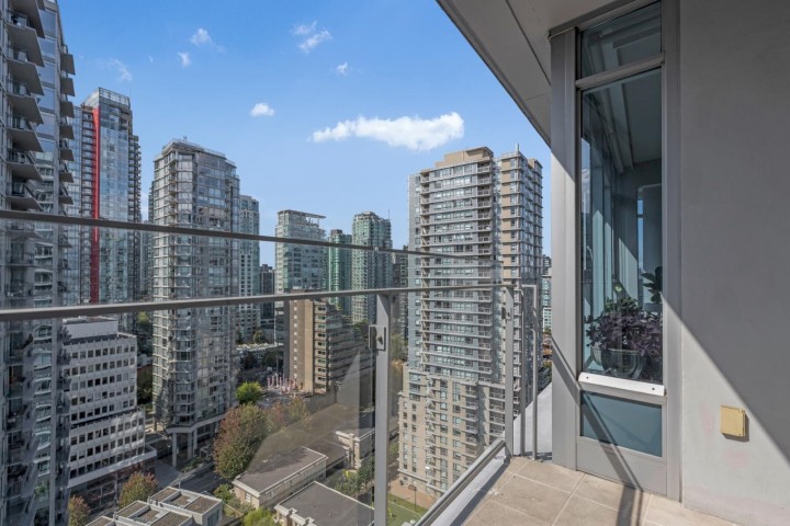 Photo 18 at 1804 - 1233 W Cordova Street, Coal Harbour, Vancouver West