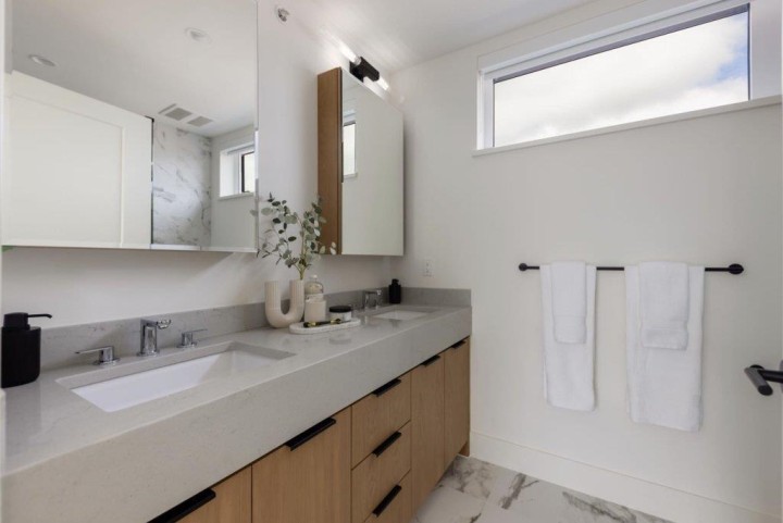 Photo 10 at 104 - 5381 Willow Street, Cambie, Vancouver West