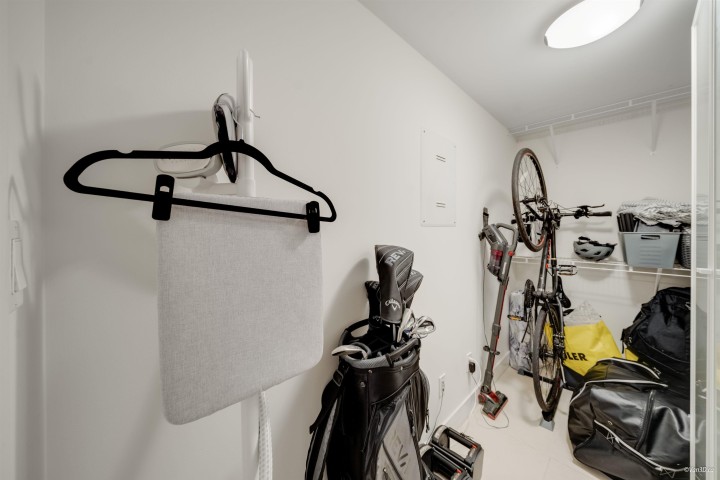 Photo 16 at 302 - 1255 Seymour Street, Downtown VW, Vancouver West