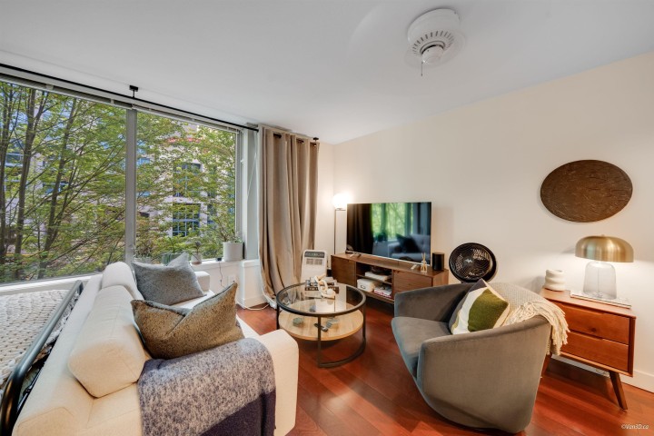 Photo 11 at 302 - 1255 Seymour Street, Downtown VW, Vancouver West